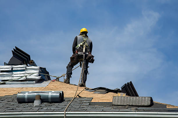 Professional Roofing technician working in Olalla, WA